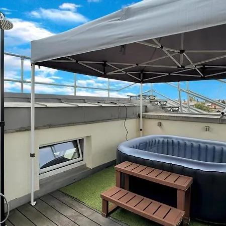 House With Big Garden, 5 Min To Allianz Arena * 慕尼黑