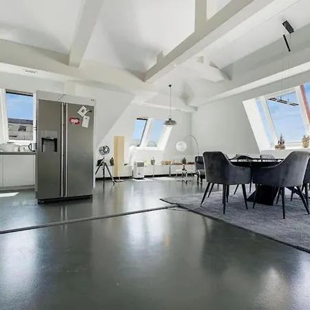 House With Big Garden, 5 Min To Allianz Arena * ميونيخ
