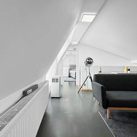 House With Big Garden, 5 Min To Allianz Arena