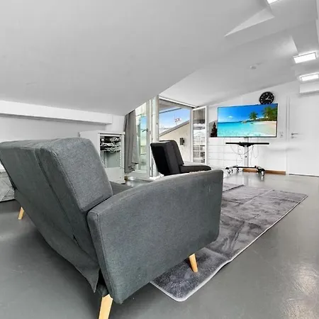 Apartment House With Big Garden, 5 Min To Allianz Arena München